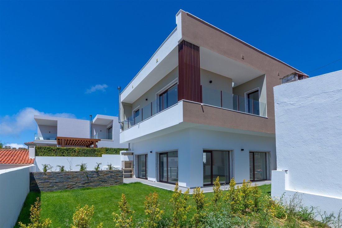 House in Cascais e Estoril, Lisbon, Portugal 2 - 15976323