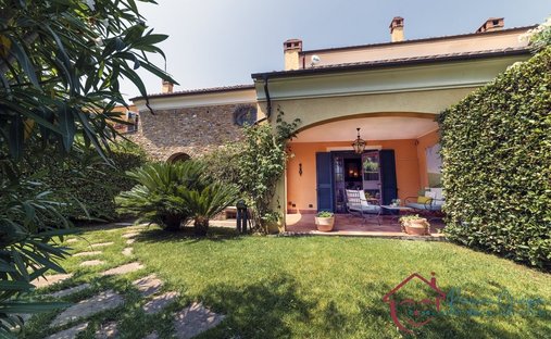 House in Garlenda, Liguria, Italy 1
