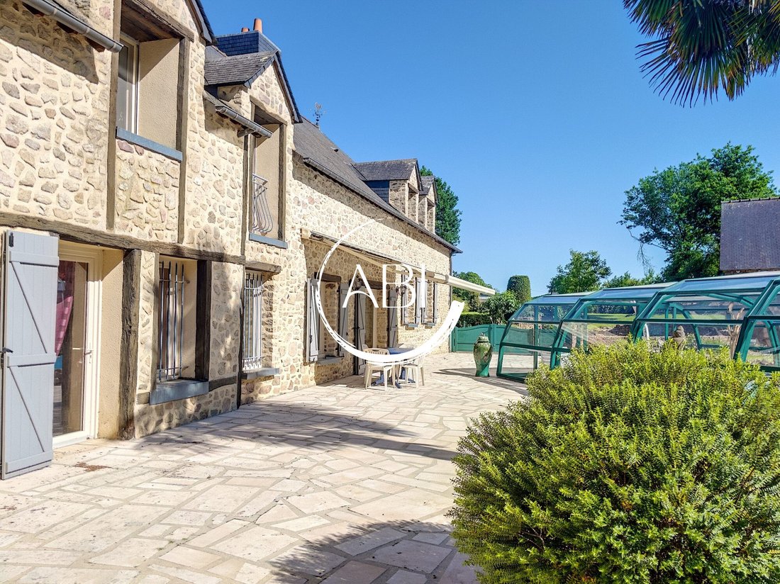 House in Saint-Georges-Buttavent, Pays de la Loire, France 3 - 15958437