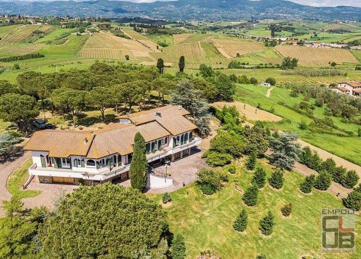 Villa in Center, Cerreto Guidi, Tuscany 2 - 15849885