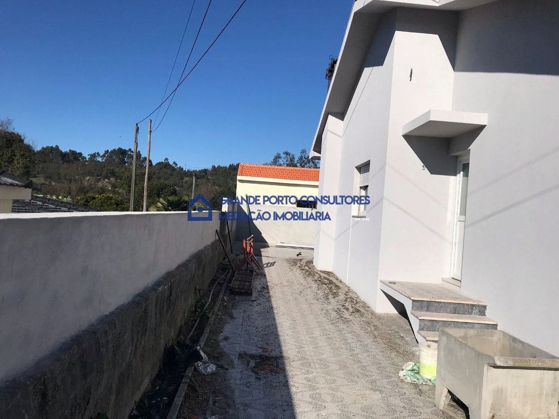 Villa in Aguas Santas, Porto District, Portugal 2 - 15979028