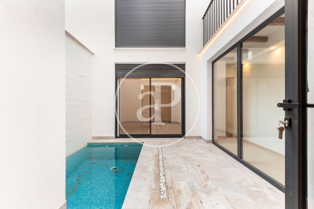 Villa in Extramurs, Valencia, Spain 1 - 15979344