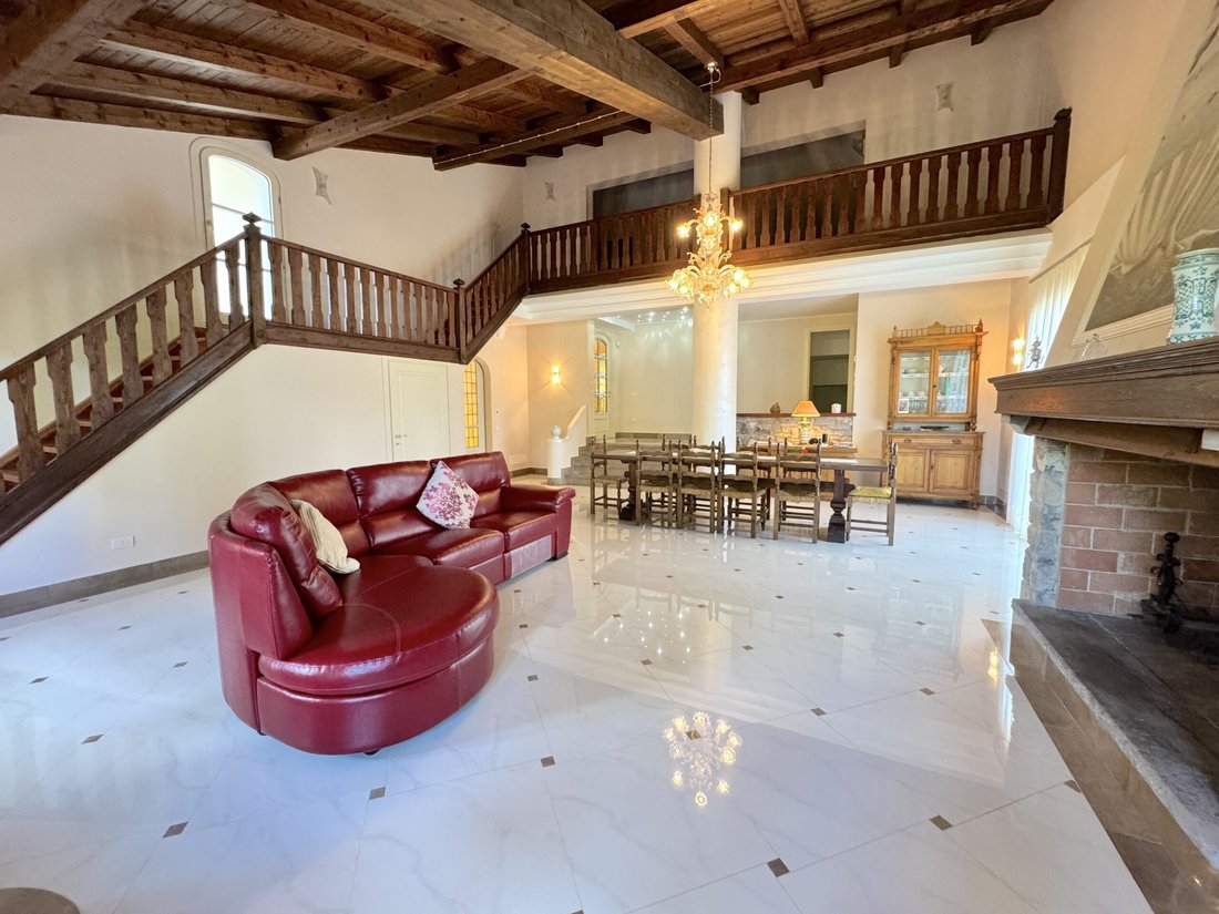 House in Vaiano, Tuscany, Italy 5 - 15976289