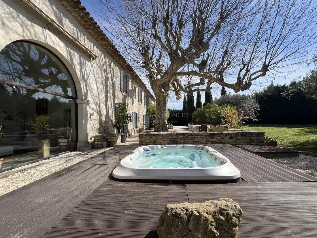 Villa in Uzès, Occitania, France 2 - 15174340