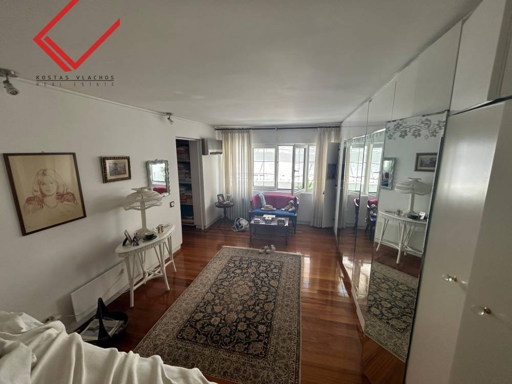 House in Vouliagmeni, Attica, Greece 2 - 15979072