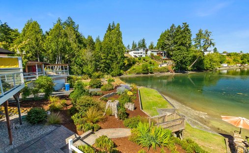 House in Olympia, Washington, United States 1
