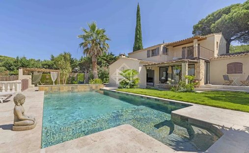 Villa in Gassin, Provence-Alpes-Côte d'Azur, France 1