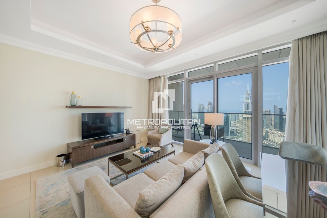 Apartment in Downtown Dubai, Dubai, United Arab Emirates 1 - 15979897