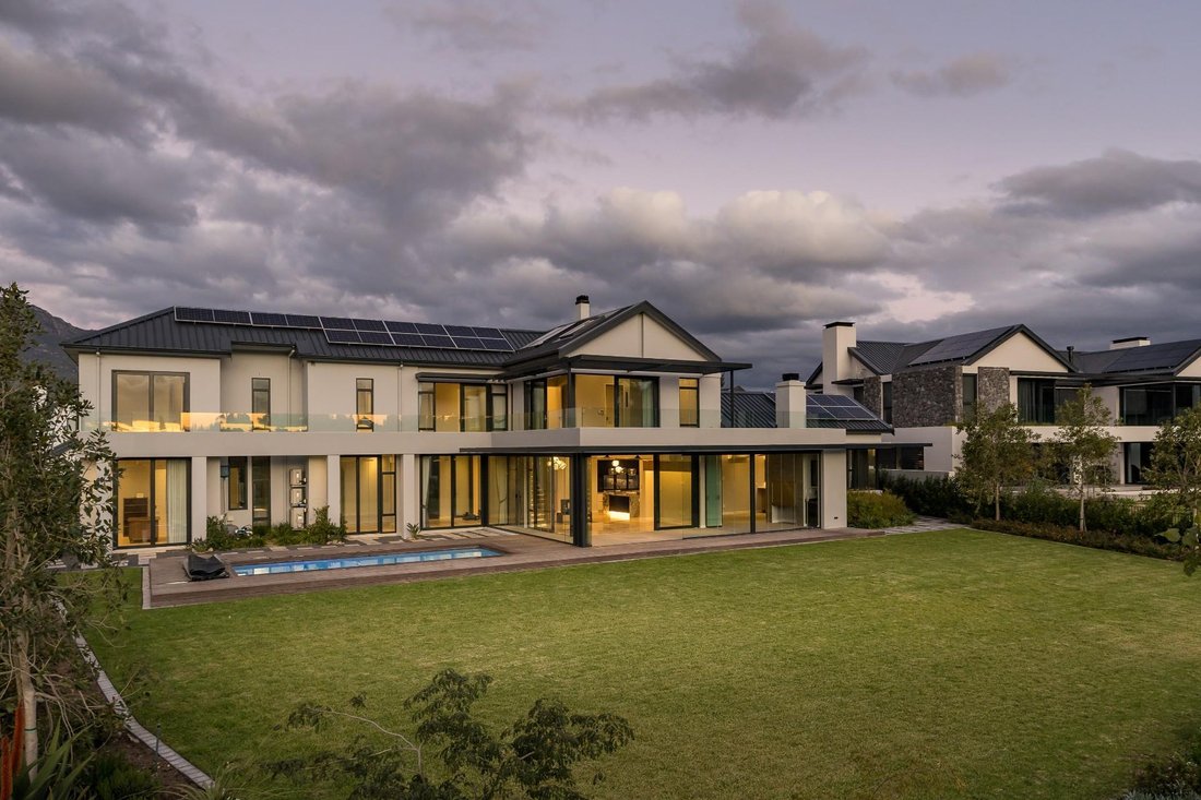 House in Paarl, Western Cape, South Africa 1 - 15978077