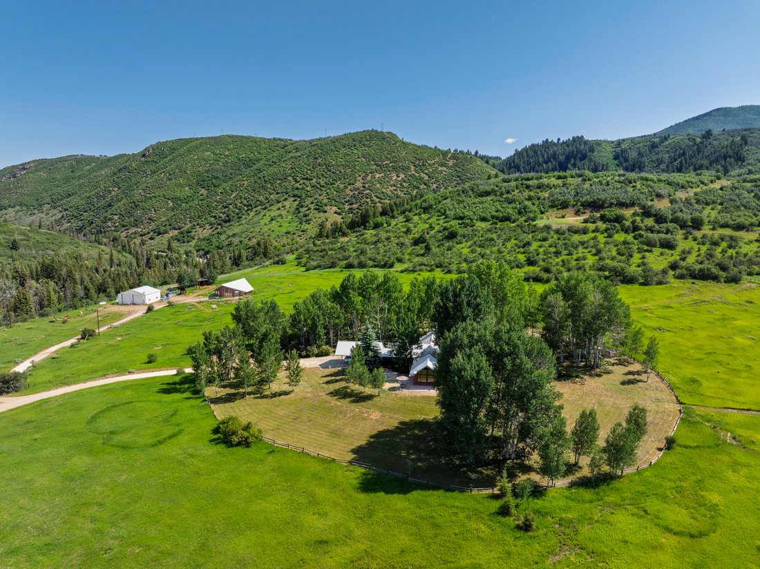 Steamboat Springs, Colorado, United States 4 - 14869863