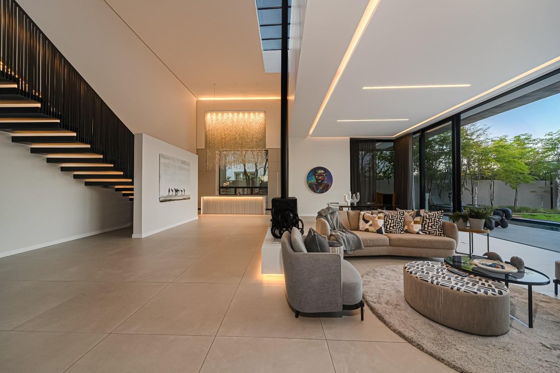 House in Sandton, Gauteng, South Africa 5 - 15981036