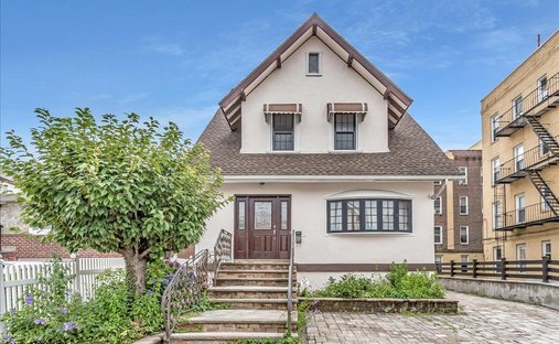 House in New York, New York, United States 1