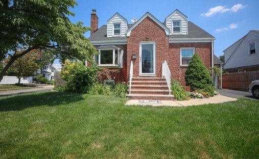 House in Linden, New Jersey, United States 1