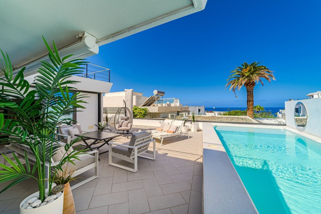 Chalet in Costa Adeje, Adeje, Canary Islands 3 - 15983602