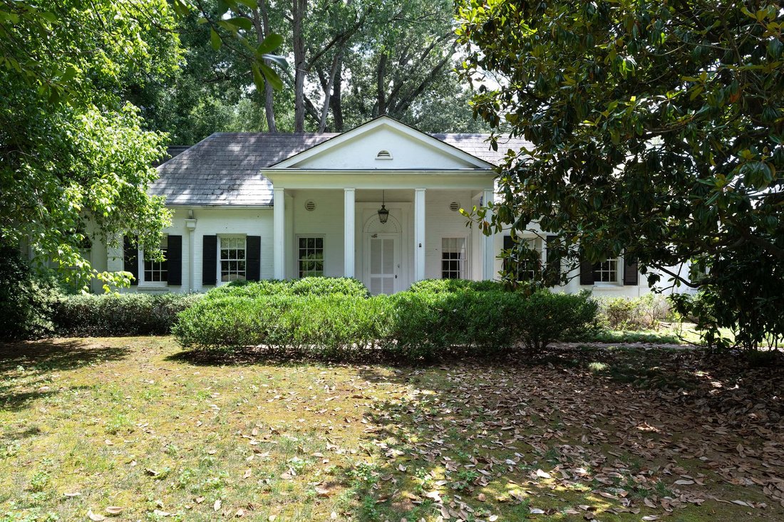 Amazing Opportunity In Haynes Manor - 1100xxs