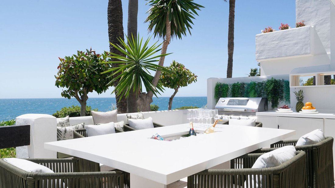 Apartment in Marbella, Andalusia, Spain 1 - 15983800