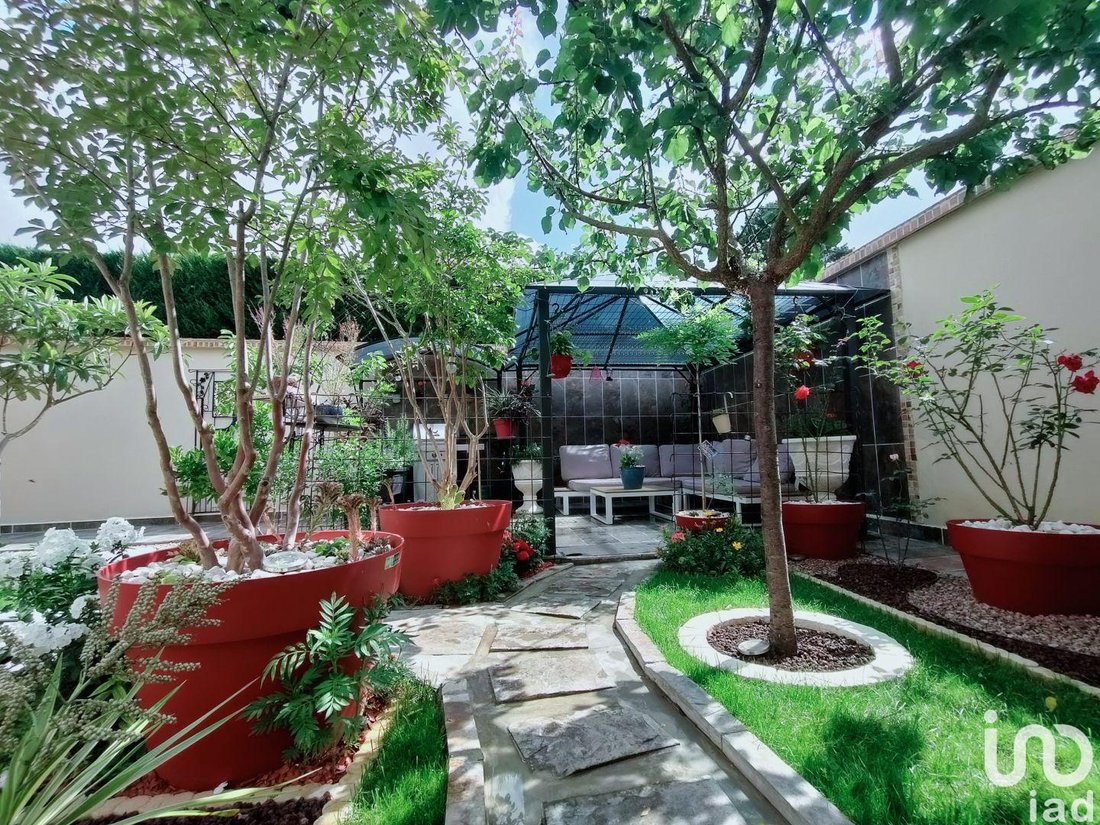 House in Morangles, Hauts-de-France, France 4 - 15984585