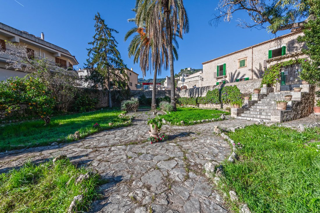 Townhouse in Mancor de la Vall, Balearic Islands, Spain 1 - 12127745