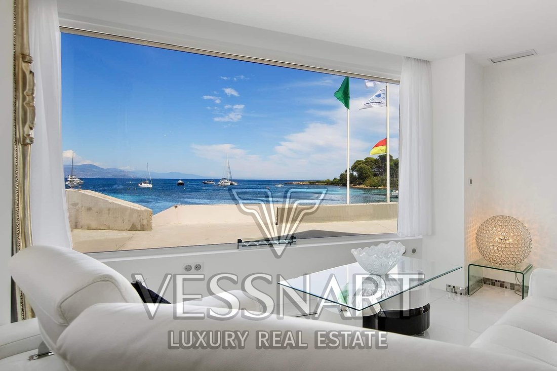Apartment in Antibes, Provence-Alpes-Côte d'Azur, France 1 - 15984005