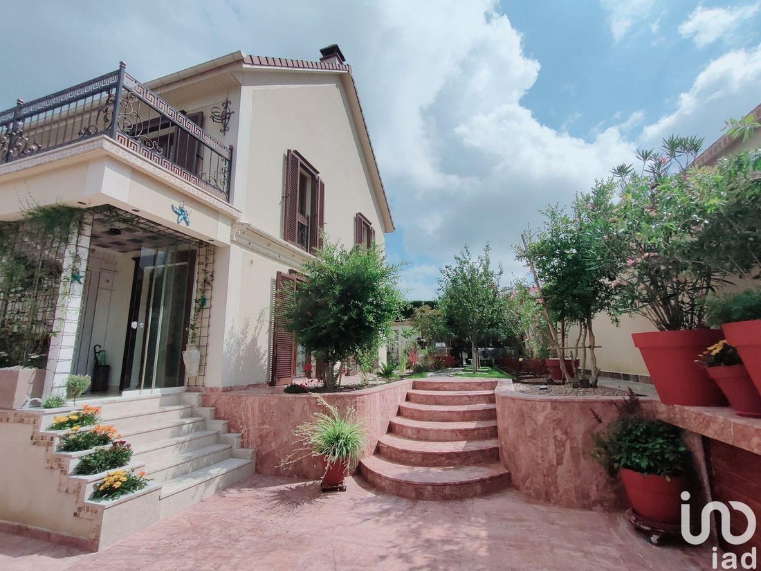 House in Morangles, Hauts-de-France, France 2 - 15984585