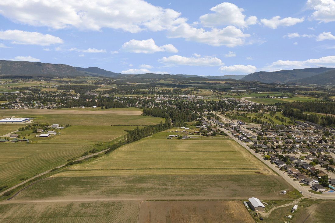 Land in Armstrong, British Columbia, Canada 5 - 15986149