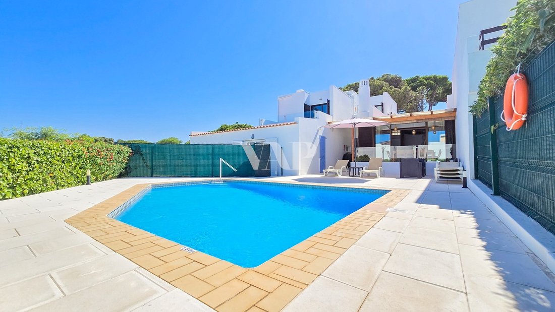 Villa in Vilamoura, Quarteira, Algarve 1 - 15984613