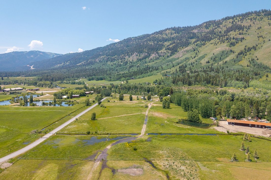 Land in Wilson, Wyoming, United States 5 - 15985650