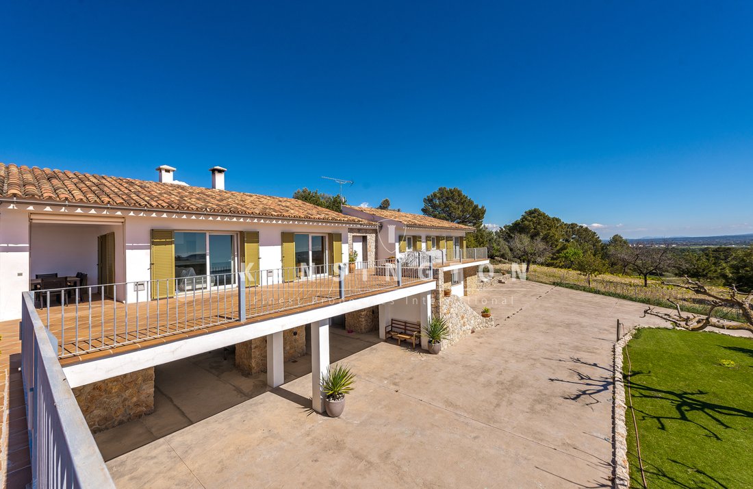 Country House in Santa Maria del Cami, Balearic Islands, Spain 4 - 12127524