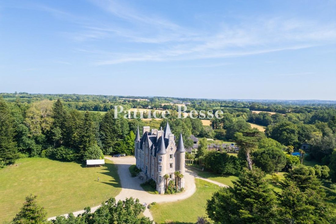 Château des Rêves: A Neo-Gothic Masterpiece on Brittany’s Enchanted Odet - 5