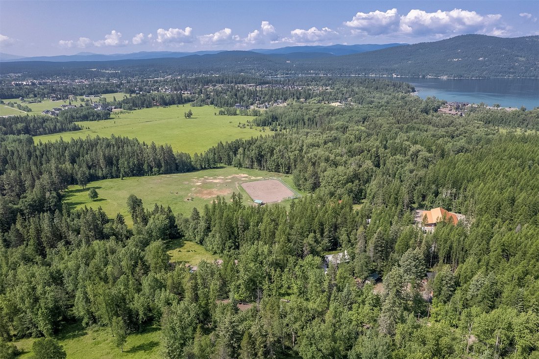 House in Whitefish, Montana, United States 1 - 13916108