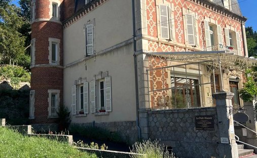 Anwesen in Évaux-les-Bains, Nouvelle-Aquitaine, Frankreich 1