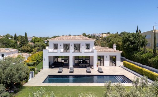 Villa in Loule (Sao Clemente), Algarve, Portugal 1