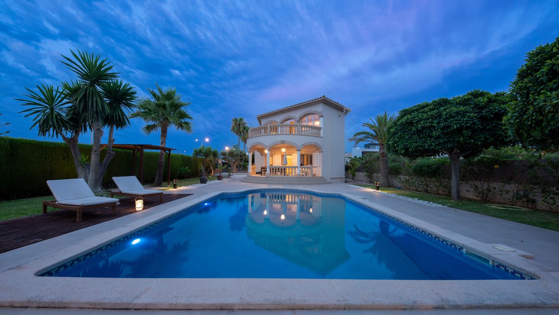 Villa in Llucmajor, Balearic Islands, Spain 1 - 15985171