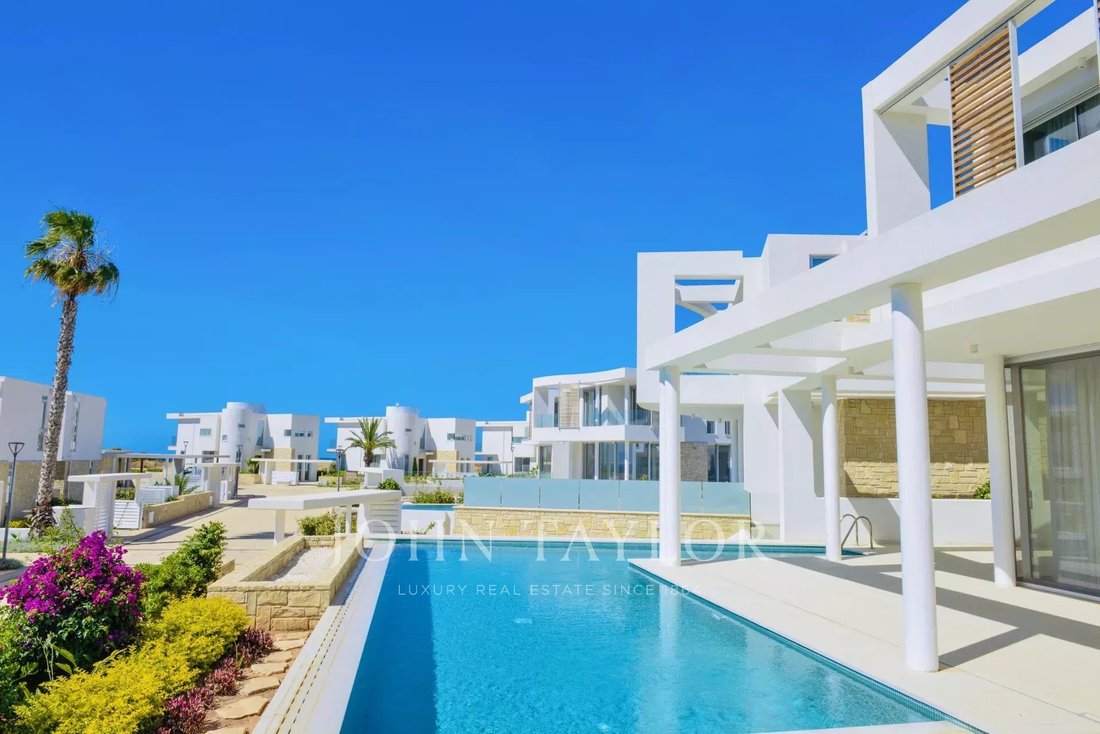 Villa in Peyia, Paphos, Cyprus 2 - 15984225