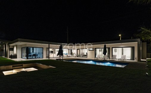 Casa a Este (Sao Pedro e Sao Mamede), Braga, Portogallo 1