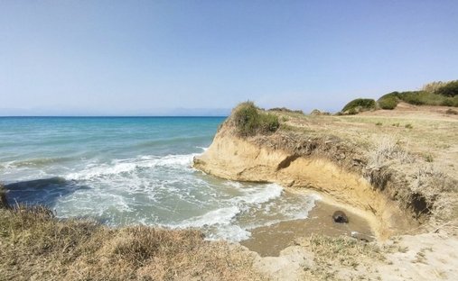 Terreno en Northern Corfu, Peloponnese, Western Greece and the Ionian, Grecia 1