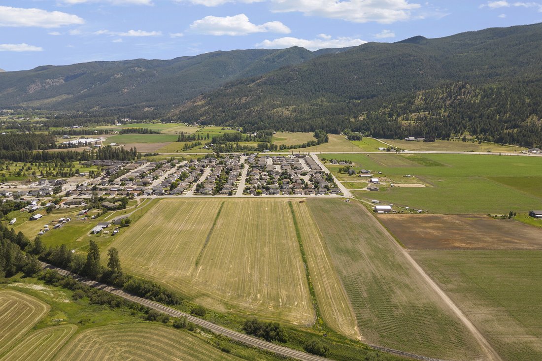 Land in Armstrong, British Columbia, Canada 4 - 15986149