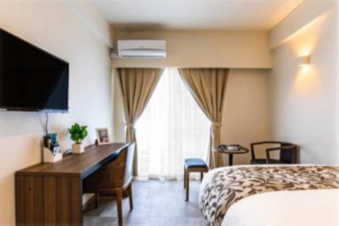 Naha, Okinawa, Japan 4 - 15986120