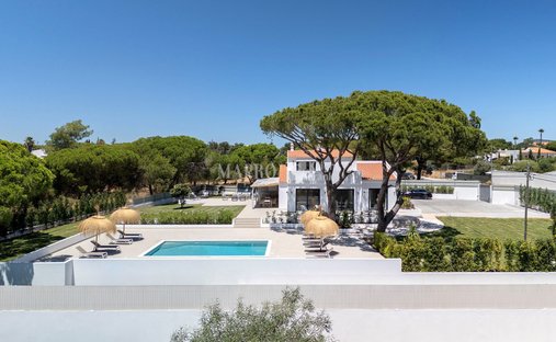 Villa in Vale do Lobo, Almancil, Portugal 1