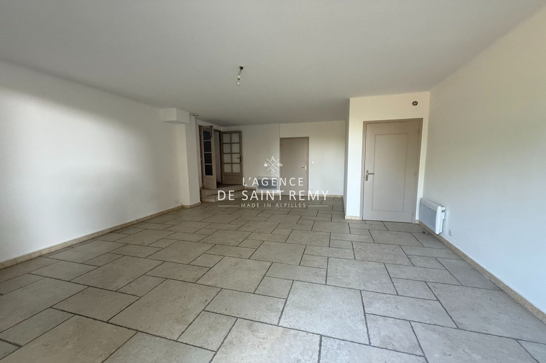 Villa in Châteaurenard, Provence-Alpes-Côte d'Azur, France 4 - 15984136