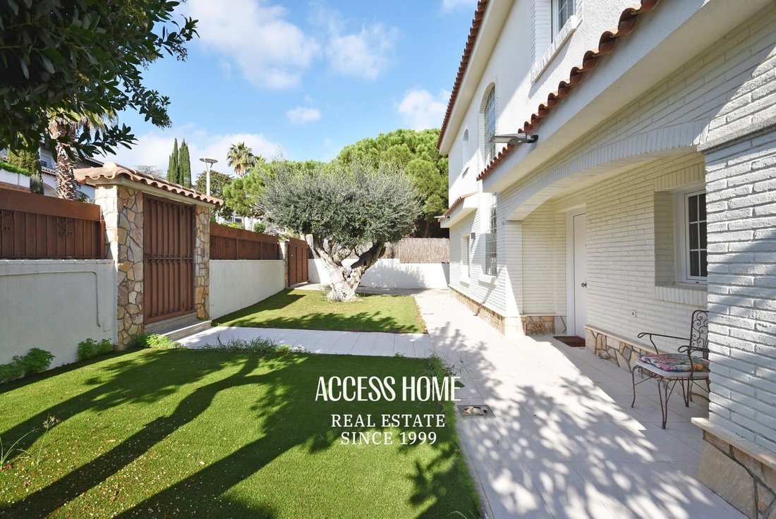 House in Premia de Dalt, Catalonia, Spain 2 - 15985156