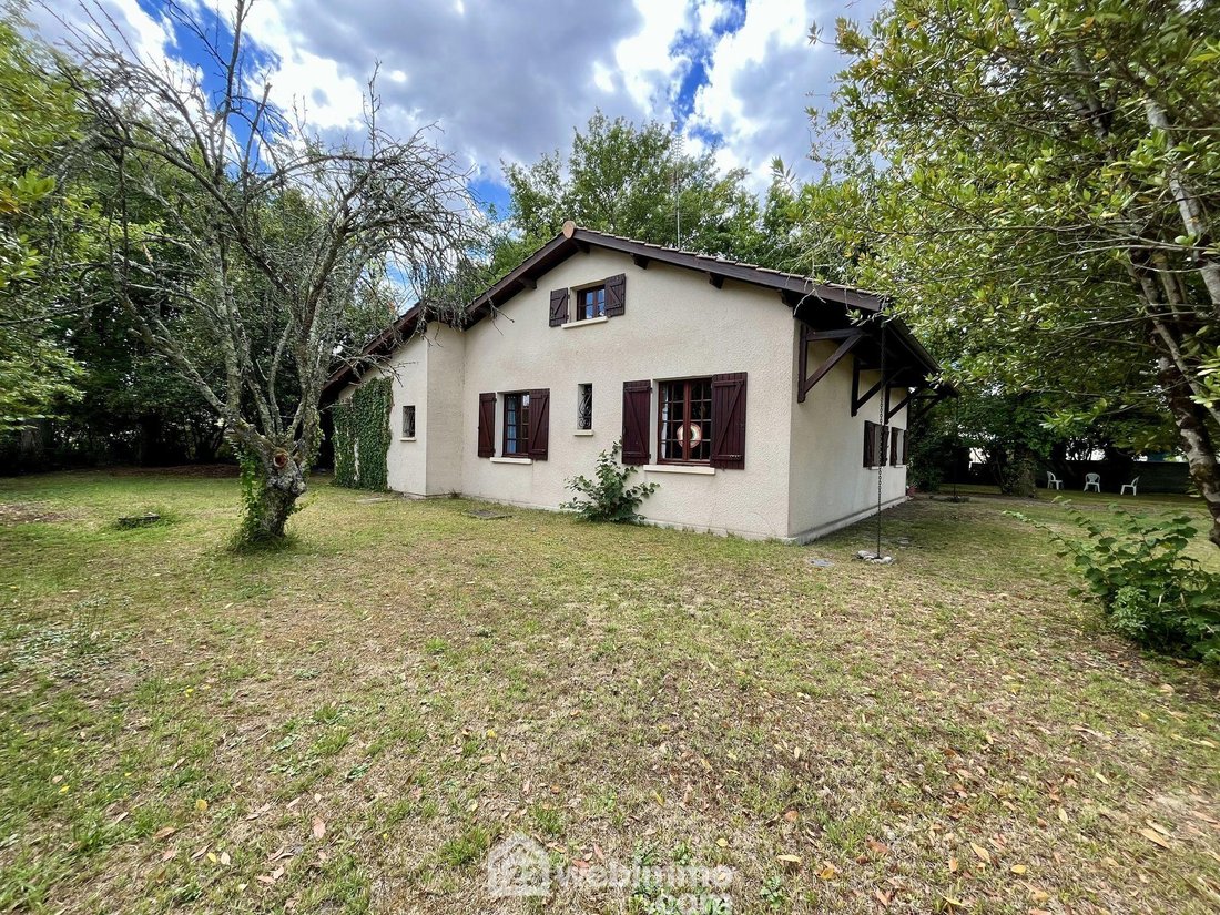 Villa in Le Monteil-Paul Montagne, Pessac, France 3 - 15984245
