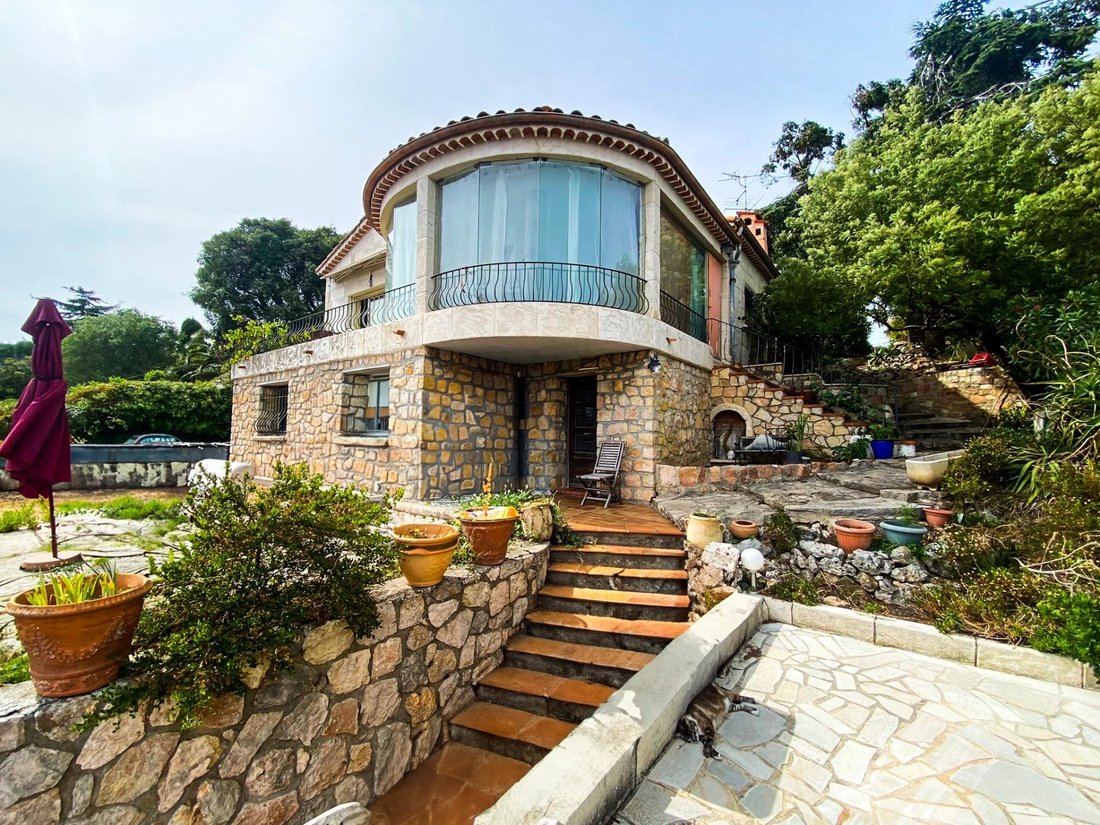 House in Les Termes, Mandelieu-la-Napoule, France 1 - 15983903