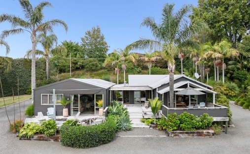 House in Whakamarama, Bay of Plenty, New Zealand 1