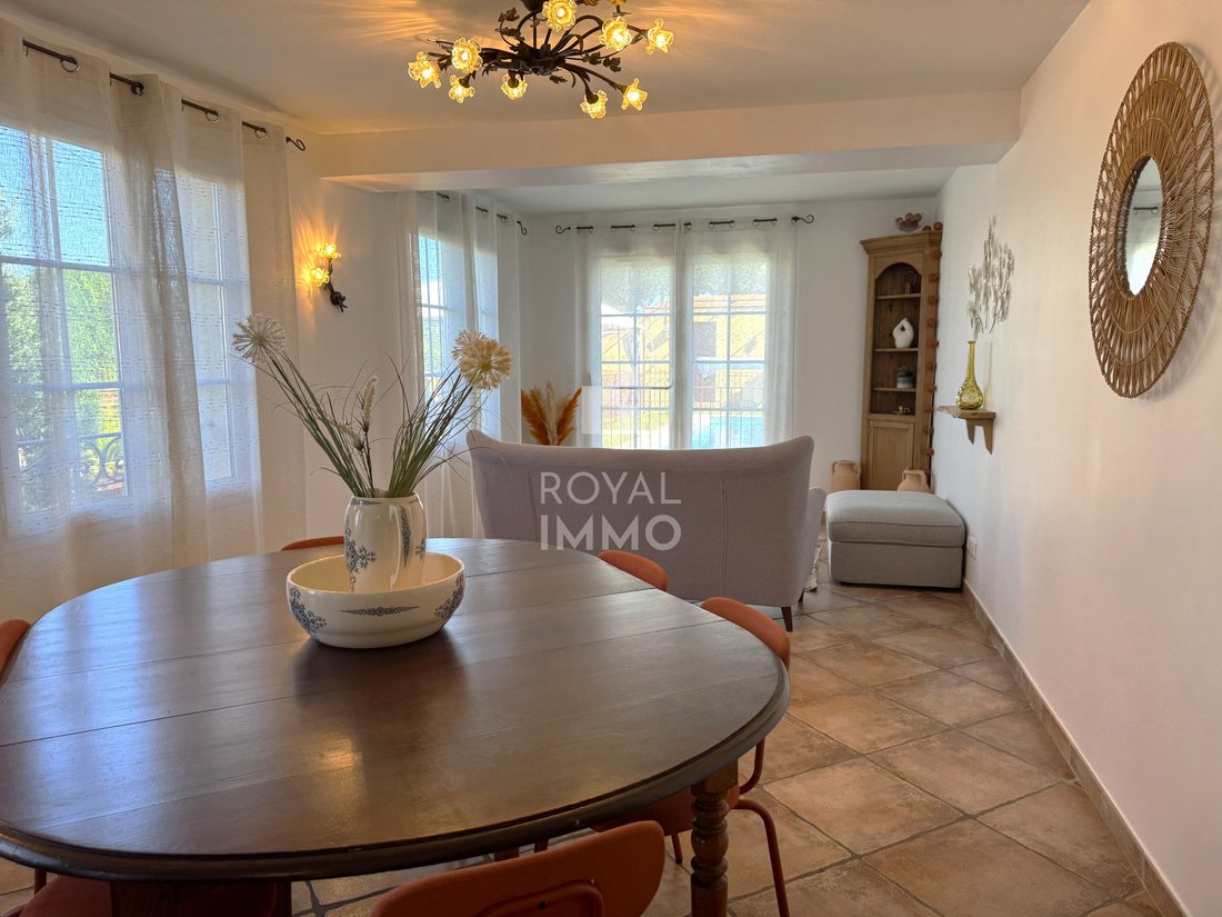 House in Centre Ville, Carqueiranne, France 3 - 15984849