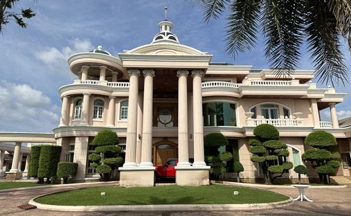 House in Sai Kong Din Tai, Krung Thep Maha Nakhon, Thailand 1