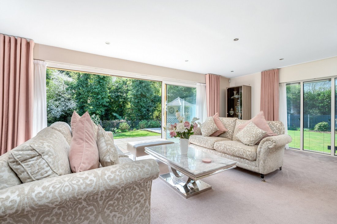 Bungalow in Kirby Muxloe, England 5 - 15498857