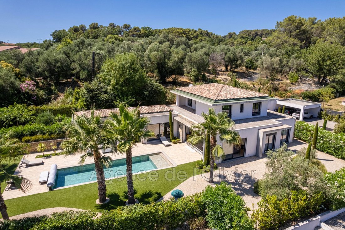 Villa in Valbonne, Provence-Alpes-Côte d'Azur, France 1 - 15985005
