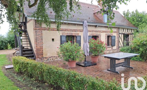 Casa a Le Lesme, Normandia, Francia 1
