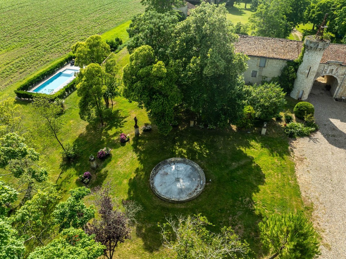 House in Lectoure, Occitania, France 4 - 15893005